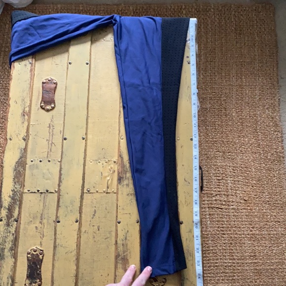 REVOLVE BLUE LIFE NAVY BLACK WORKOUT LEGGINGS S - Picture 10 of 10